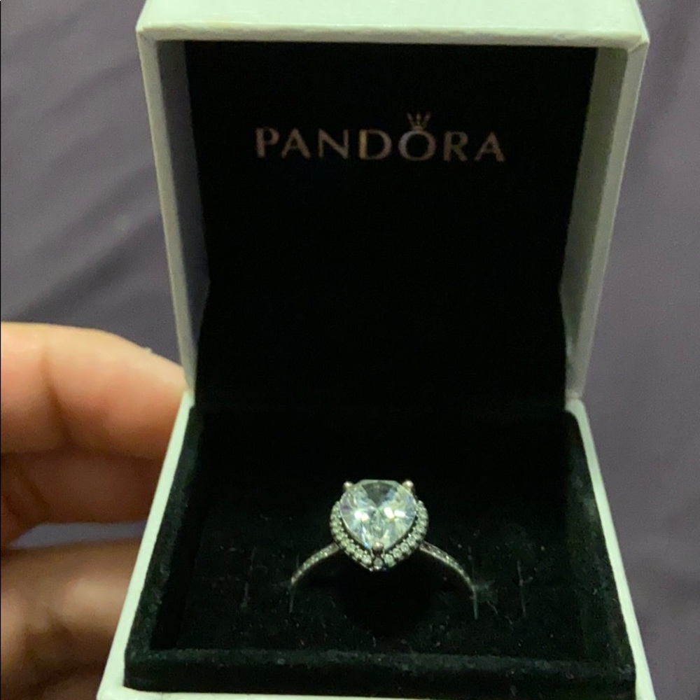 Pandora Ring